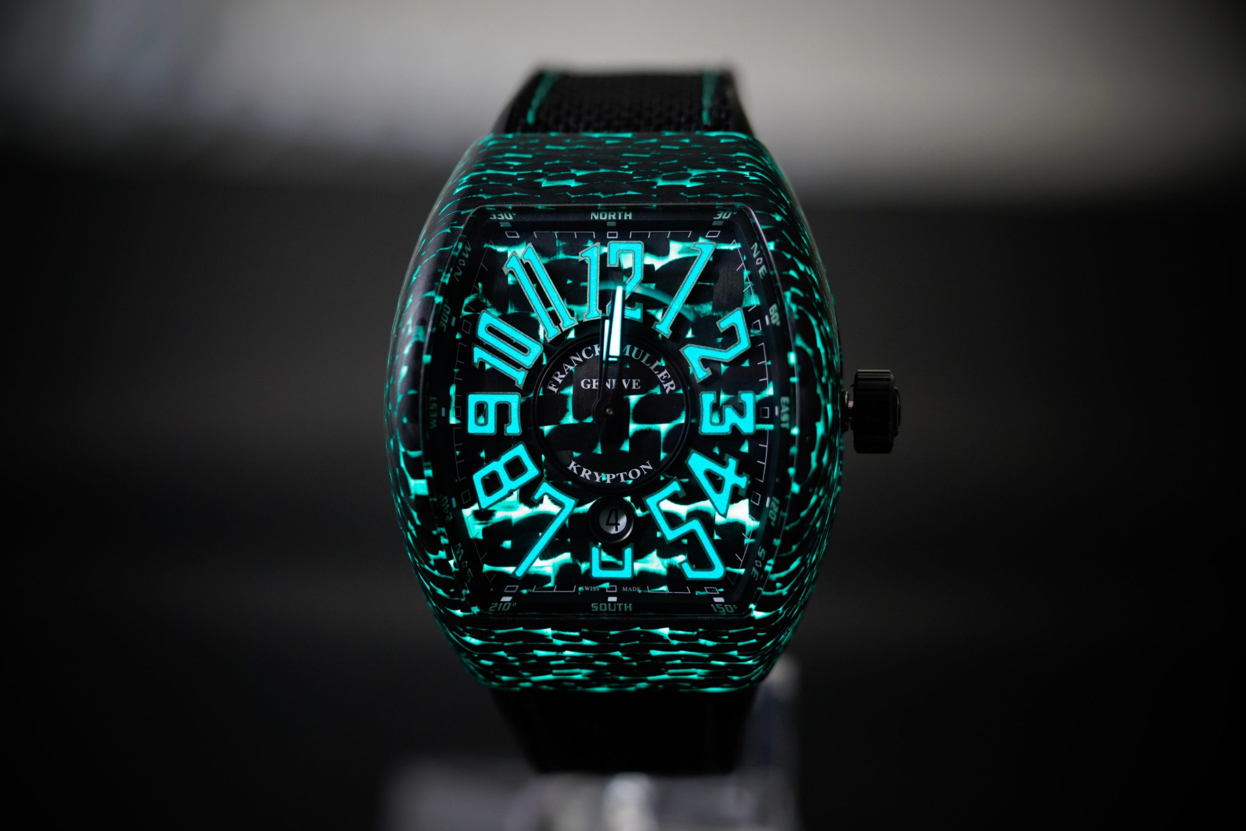 FRANCK MULLER VANGUARD CARBON KRYPTON BATMAN'S WATCH - V45 SC DT KRYPTON CARBON NR - Image 4