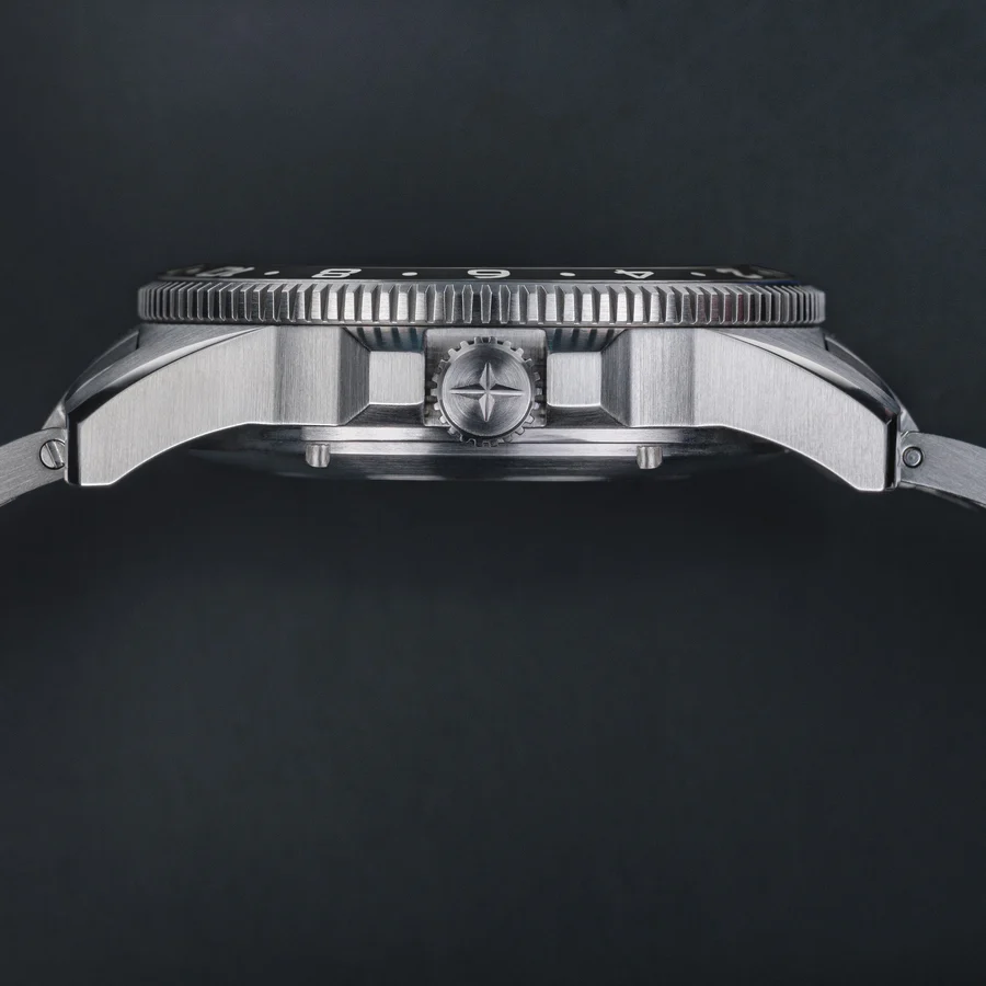 Davosa Argonautic World Traveller Ref. 161.542.50 – Swiss Automatic GMT Dive Watch 200m - Image 6