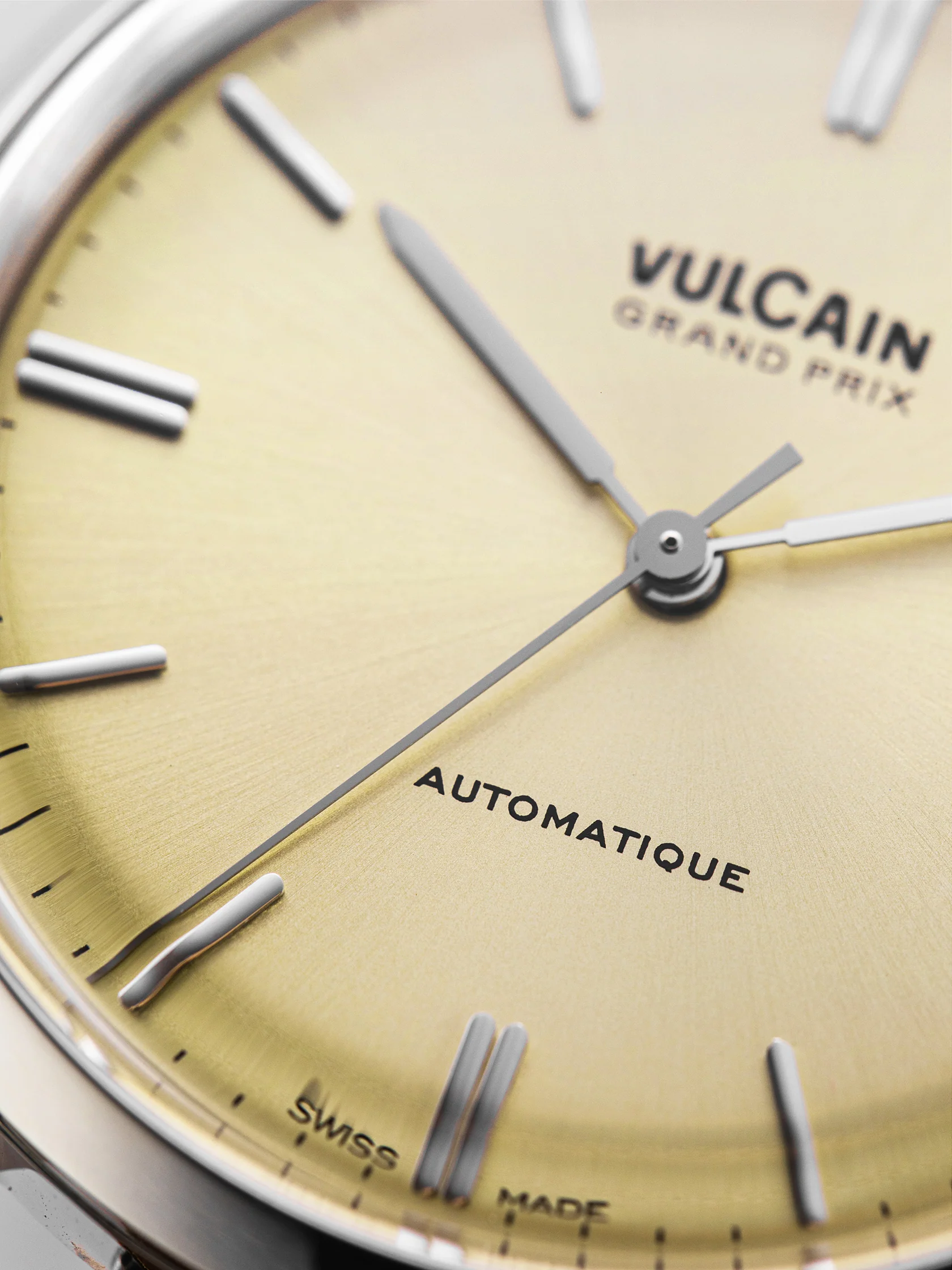 Vulcain Grand Prix Champagne Automatic Dress Watch 39 mm – Ref. 670171A70.BAC207 - Image 5